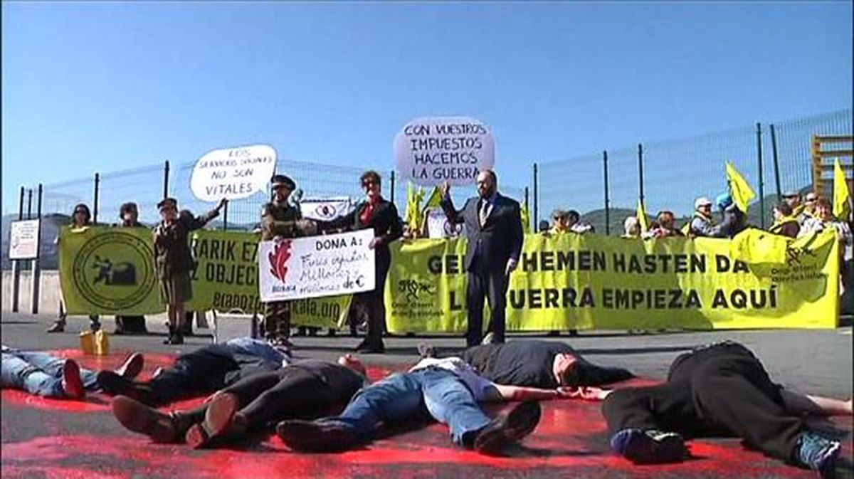 Imagen de la acción-protesta llevada a cabo en Getxo