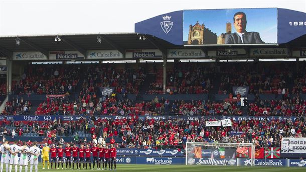 Homenaje al ex-presidente de Osasuna Javier Miranda.