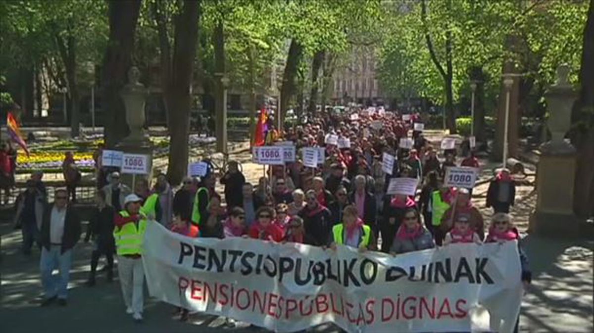 Manifestación de pensionistas, hoy en Vitoria.