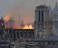 Notre Dame: eraikinak, kobak... eta pertsonek utzitako arrastoak