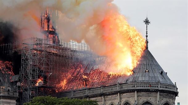 García: "La manera de sofocar el incendio de Notre Dame ha sido impecable"