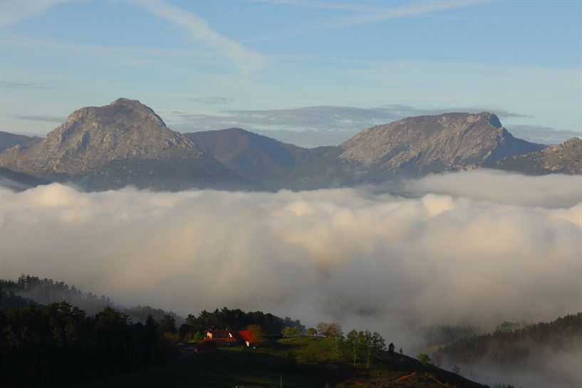 Garai (Txaro Ortiz de Zarate)