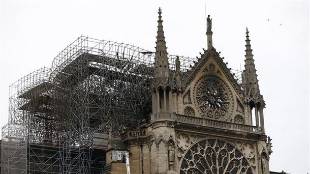 Imagen de la catedral de Notre Dame tras el incendio. Foto: EFE