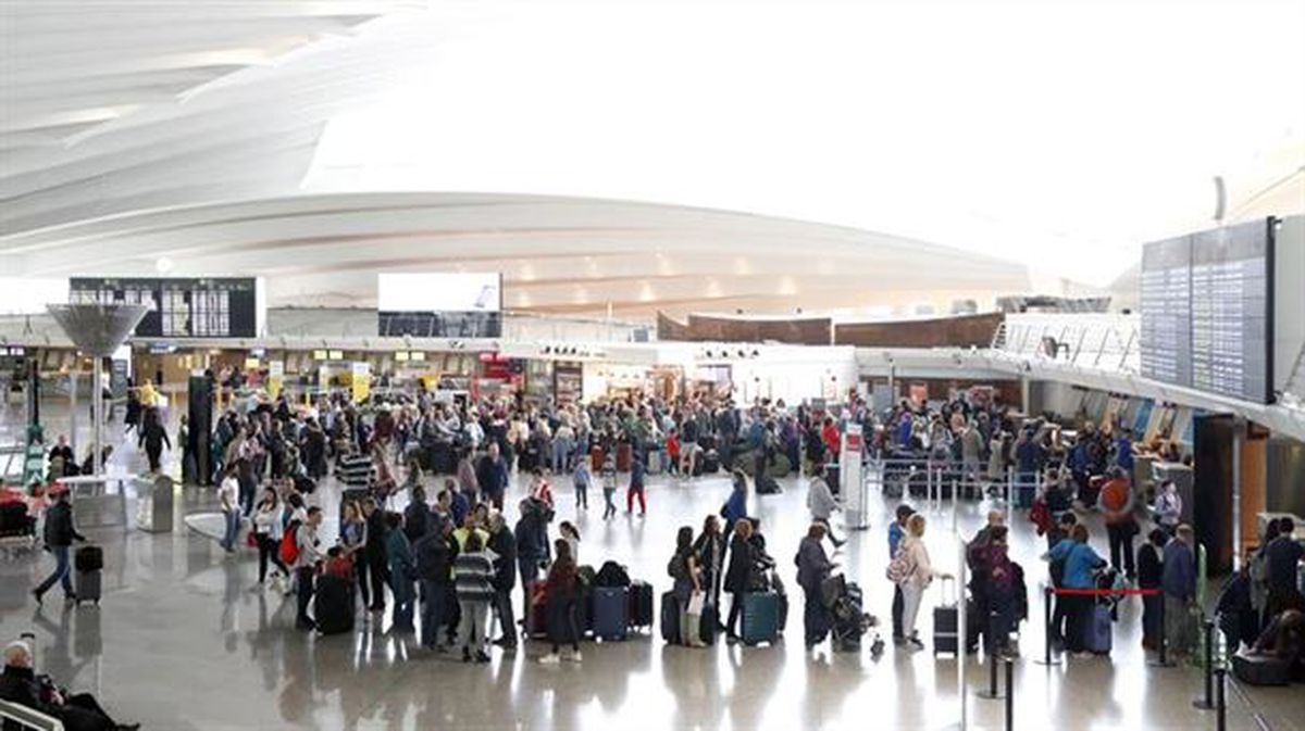 Imagen de archivo del aeropuerto de Loiu.