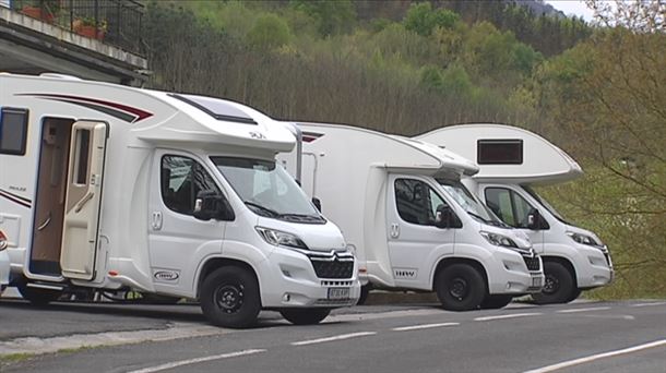 Los campings de Álava contentos con la llegada de viajeros este verano    