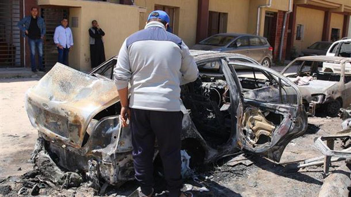 Destrozos en Trípoli tras la ofensiva de Haftar. Foto: Efe