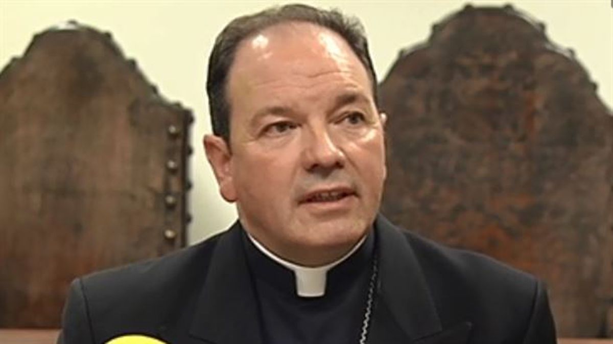 El obispo de Vitoria-Gasteiz, Juan Carlos Elizalde. Foto obtenida de un vídeo de EiTB