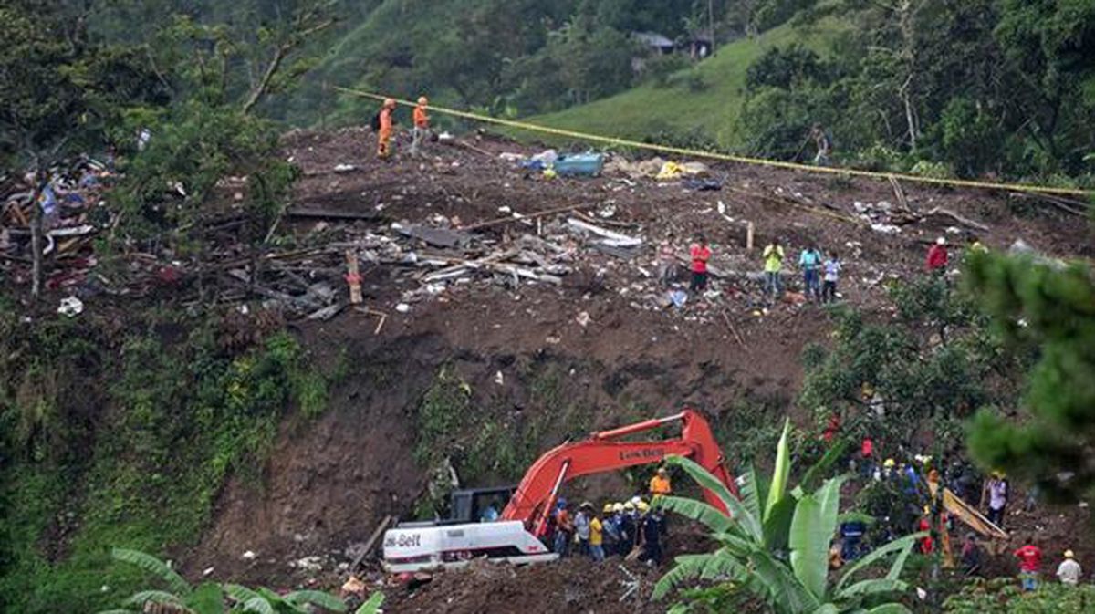 19 muertos por un deslizamiento de tierra en Colombia