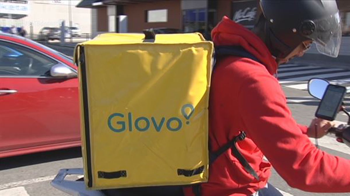 Imagen de un repartidor de Glovo