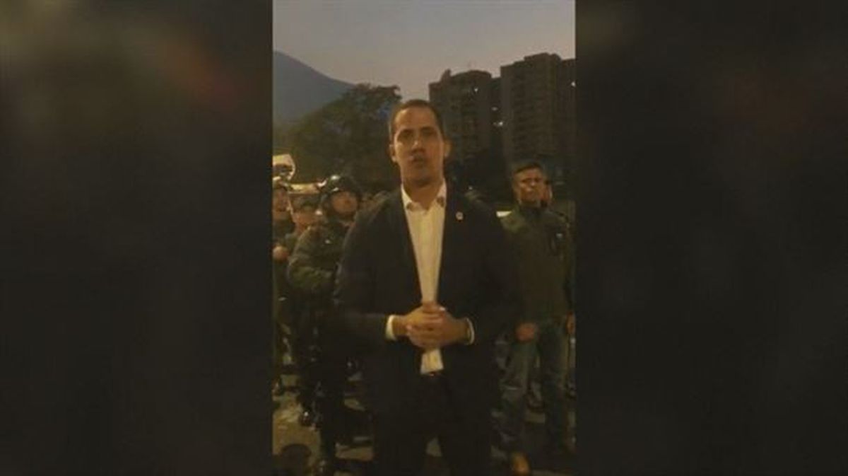 Guaidó anuncia con Leopoldo López la 'fase final' contra la 'usurpación' de Maduro