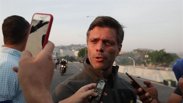 Leopoldo Lopez, atzo, aske gelditu ostean