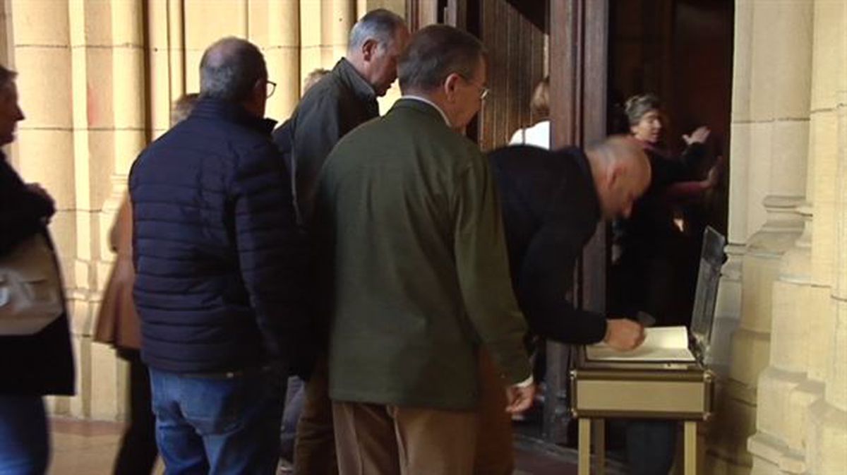 Funeral en San Sebastián por el joven fallecido a consecuencia de una paliza
