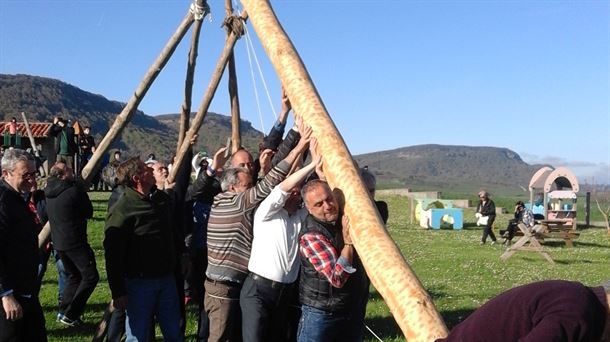 ALZADA. MAYO. SAN VICENTE DE ARANA.