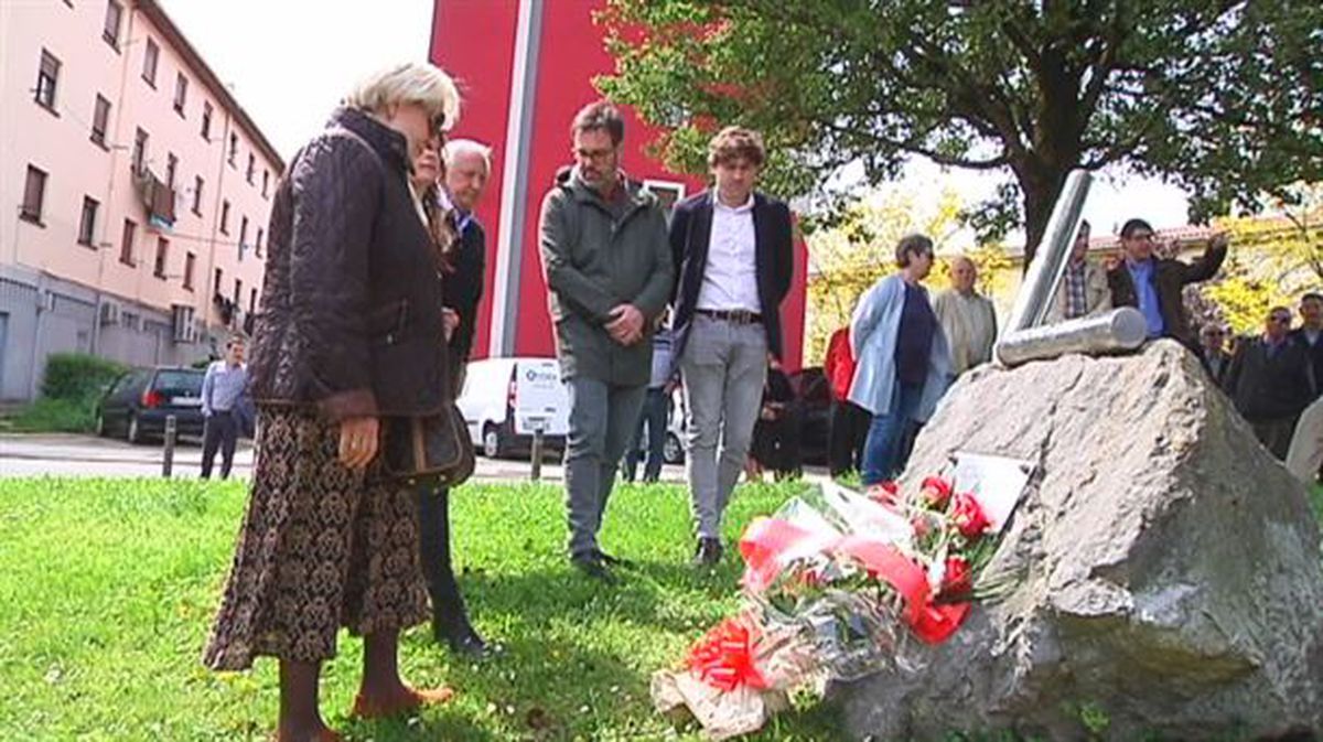 Ofrenda floral en Andoain