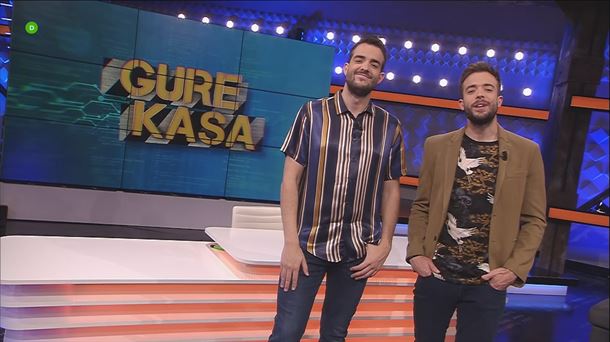 Antton y Julen Telleria, presentadores de 'Gure Kasa'