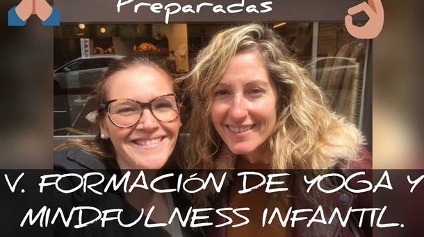 Naiara Mandaluniz e Itziar Caballero felices ante un nuevo encuentro formativo de yoga