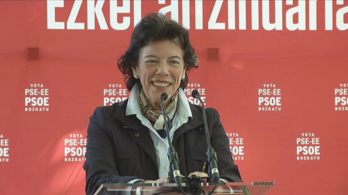 Isabel Celaá en el acto de campaña del 26M del PSE-EE en Iruña de Oca