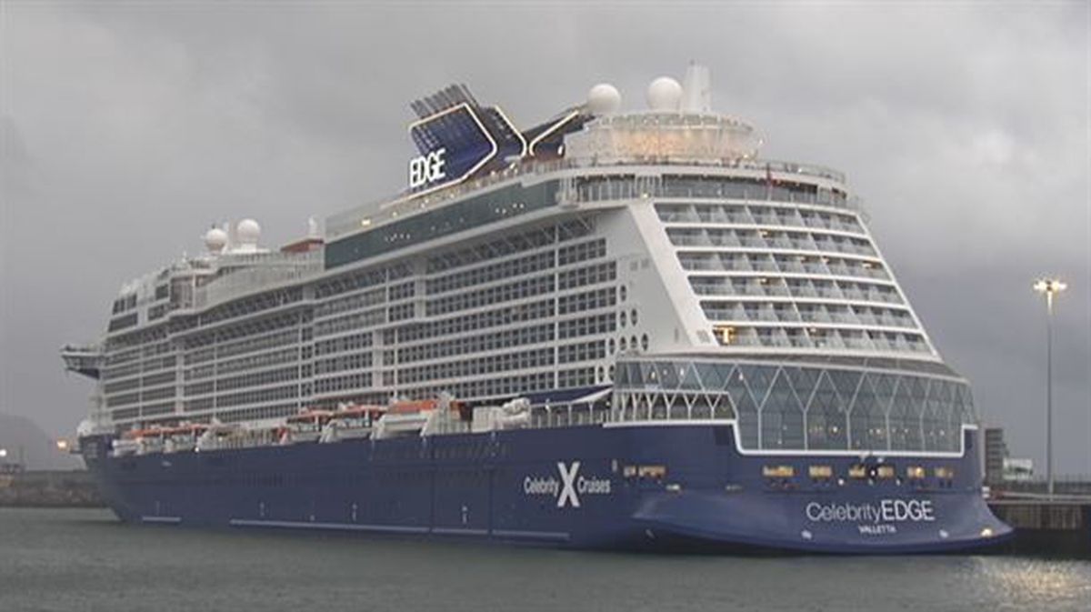 'Celebrity Edge' ontzia, Getxoko portuan