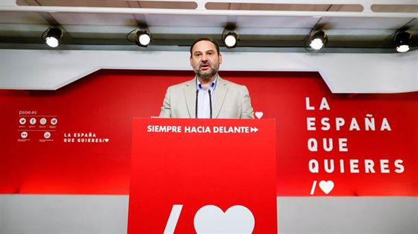 El secretario de Organización de los socialistas, José Luis Ábalos, en Ferraz.