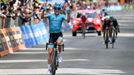 Último kilómetro de la 7ª etapa del Giro: ataque y victoria de Pello Bilbao