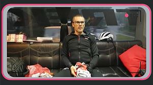 Irizar: 'Hondakinak errepidera ez botatzen saiatu behar gara txirrindulariok'