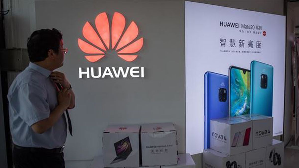 Tienda Huawei en Pekín. Foto: EFE
