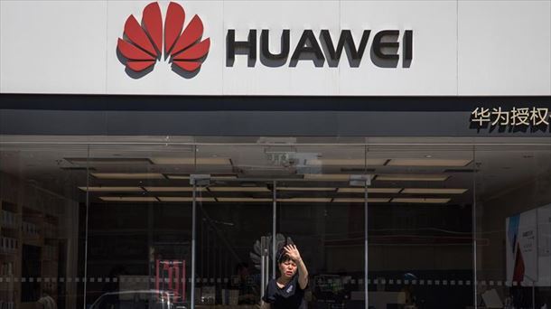 Trump vs. Huawei