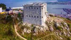 El Torreón del Monte Serantes de Santurtzi rehabilitado                    