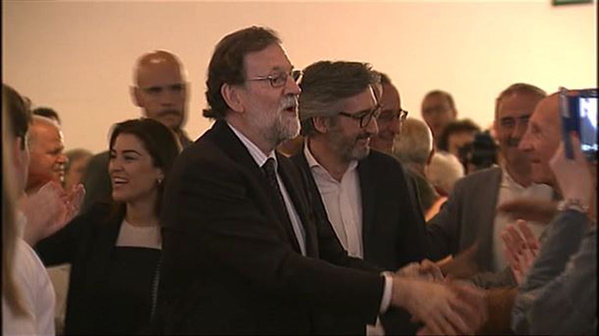 Rajoy apoya a los candidatos del PP vasco en Vitoria