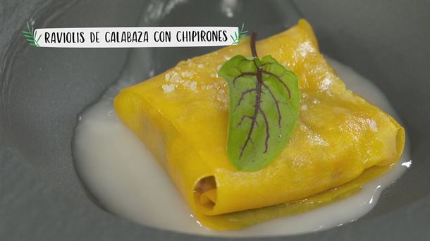 Raviolis de calabaza con chipirones