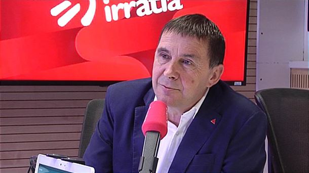 'PSOEk Nafarroan egiten duena legealdiaren aurkezpen karta izango da'
