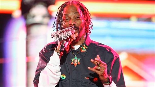 Snoop Dogg raperoaren bitxikeriak ekarri dizkigu Xabi Hook