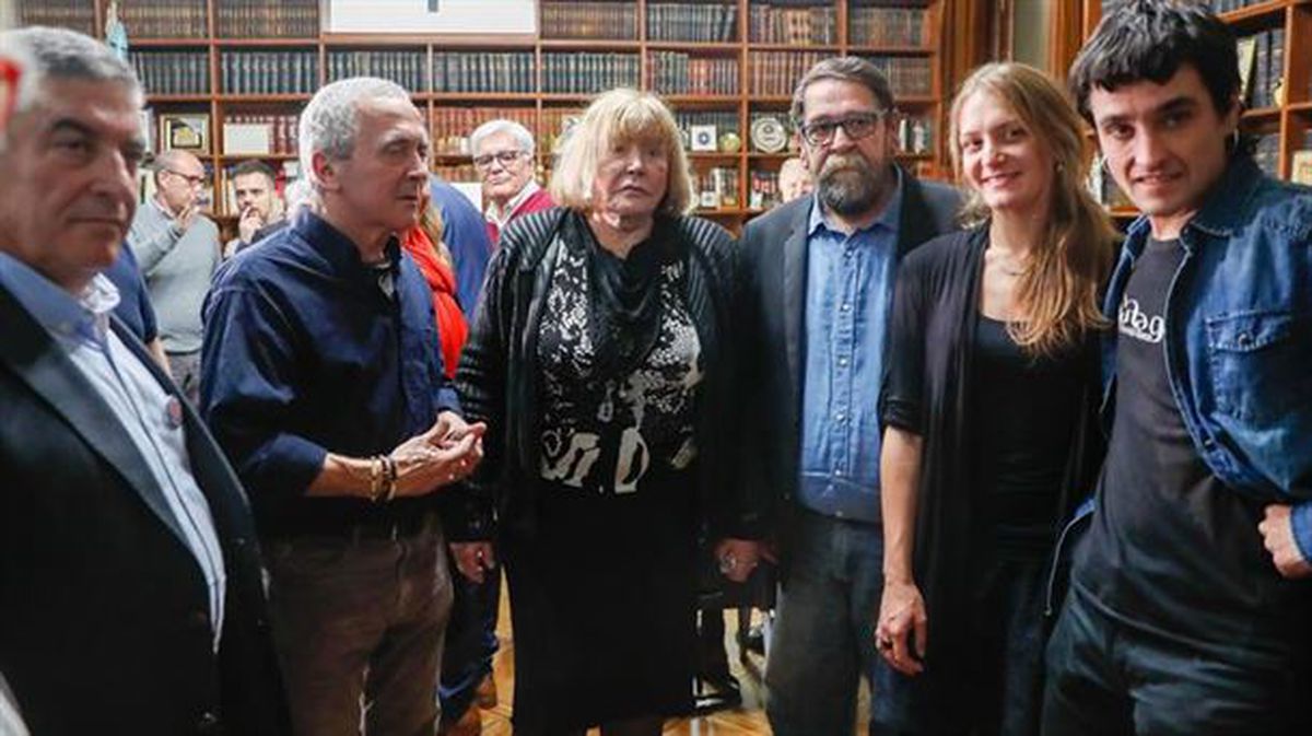 La jueza Servini con familiares de víctimas del Franquismo