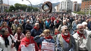 Aldarrikapenean denak ados, harturiko bidean ez