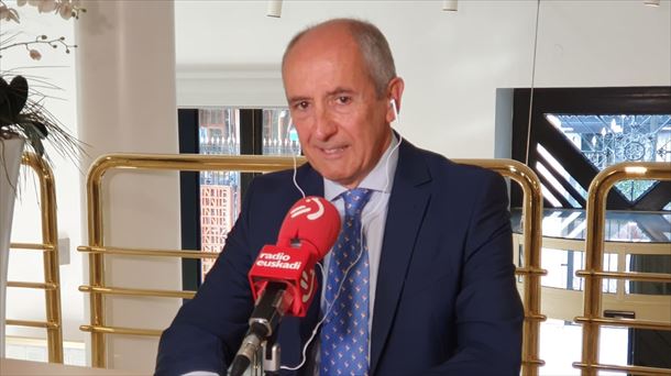 "Hay que disociar lo que ocurra en los ayuntamientos del presupuesto vasco"