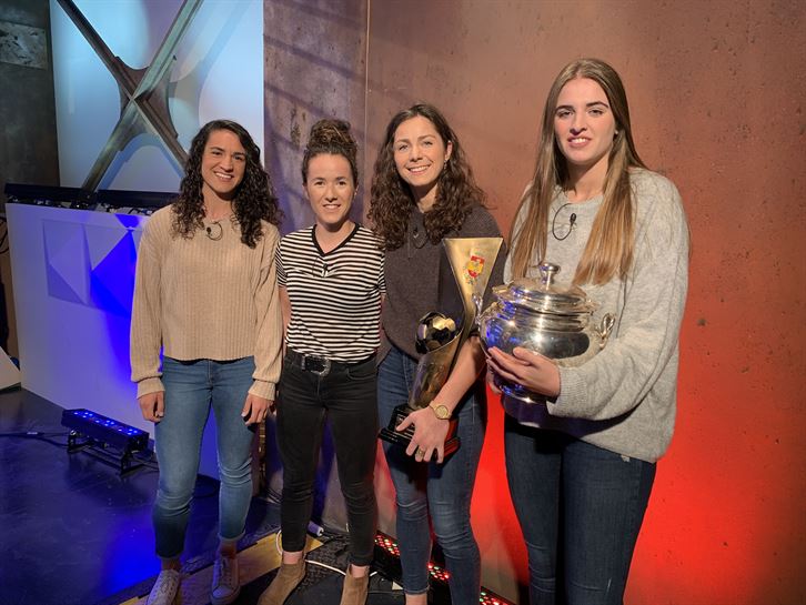 Bera Bera eskubaloi taldea