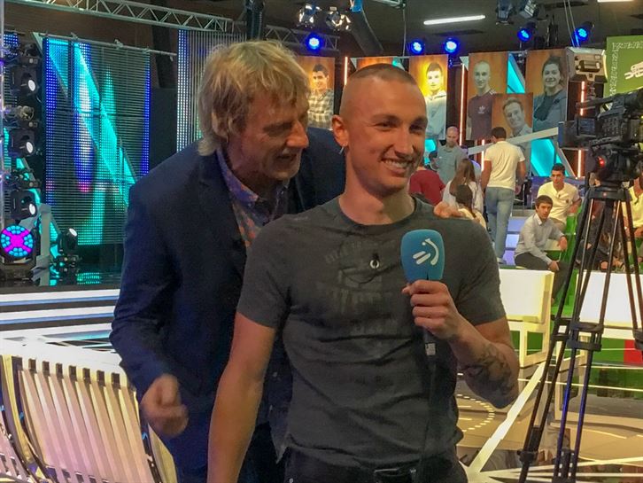 Caballo y Julian Iantzi, en el plató de 'El Conquis'. Foto: EiTB