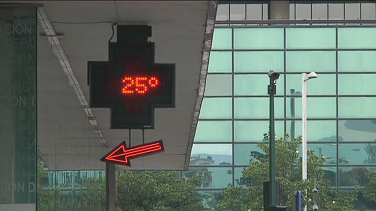 A las 08:00 horas los termómetros ya marcan 25º C en Pamplona
