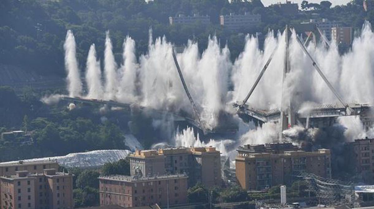 Demolición del puente Morandi de Génova