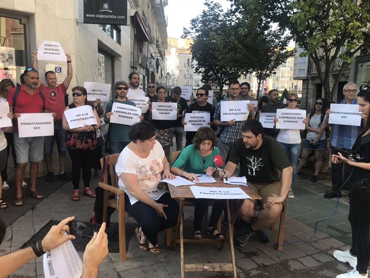 Portesta por la situación de los Servicios Sociales