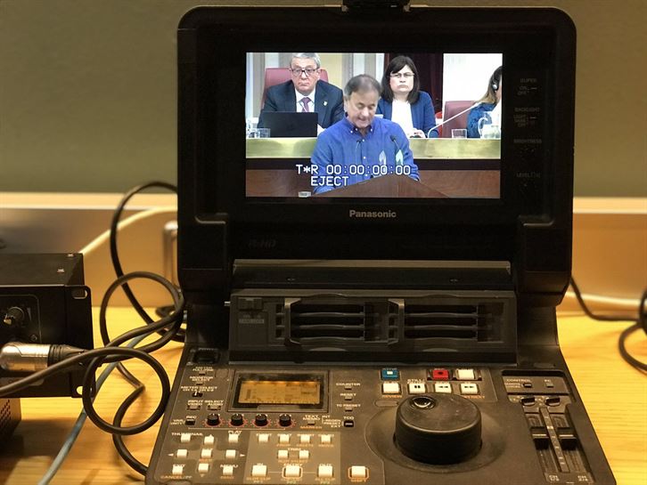 Pleno de inversitura del Dip Gral Álava