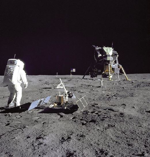 El ser humano llegó por primera vez a la Luna en 1969.