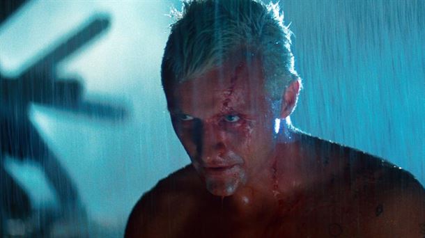 Rutger Hauer interpreta al replicante Roy Batty en 'Blade Runner'