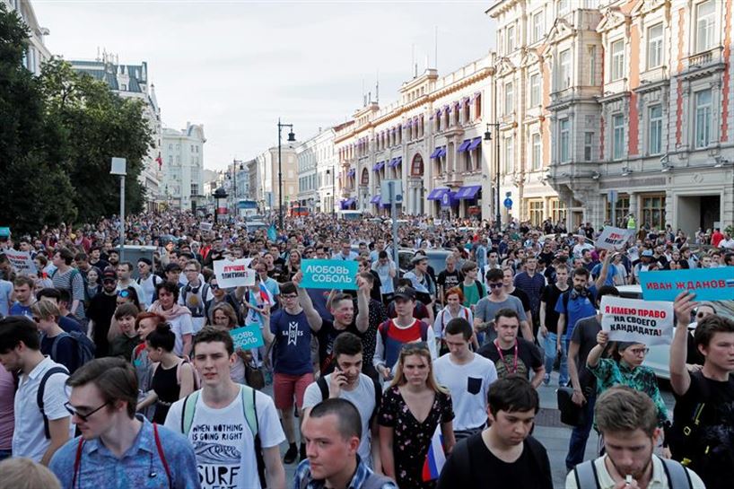Más de mil detenidos en protesta opositora en Moscú por unos comicios justos