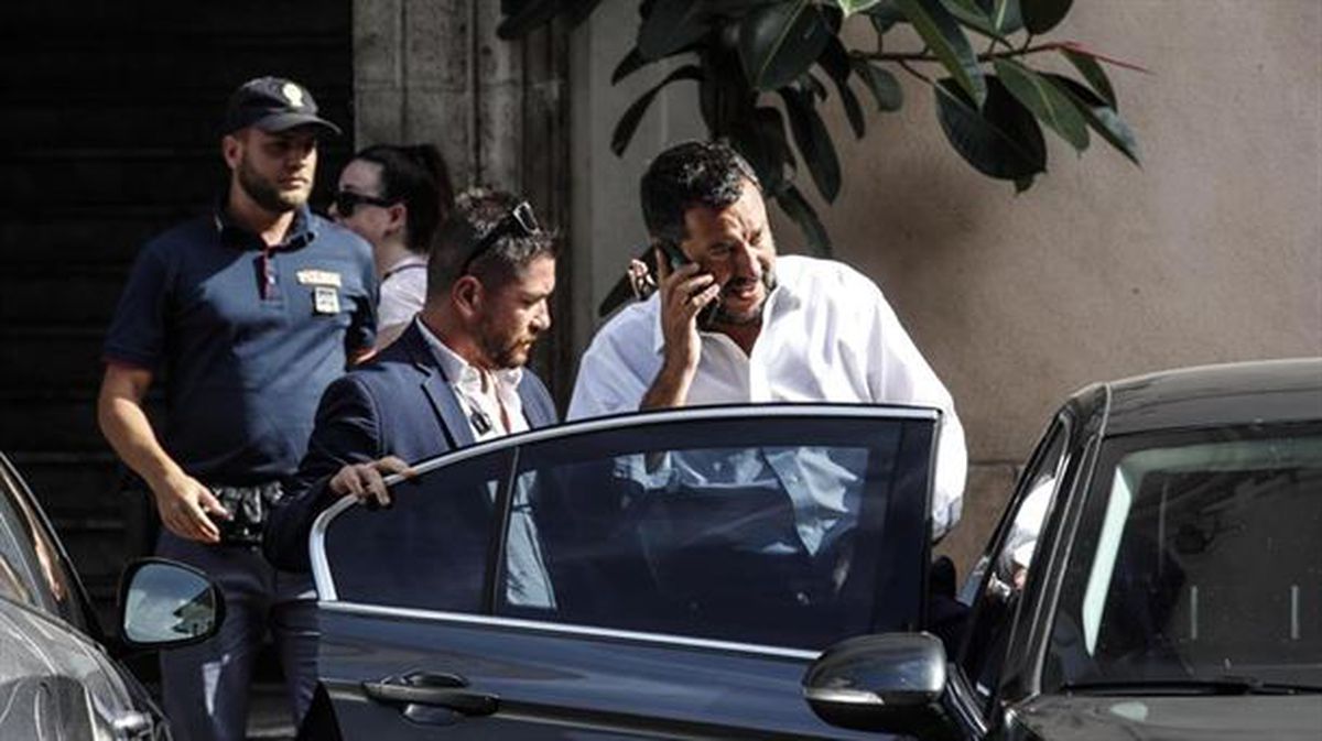 Matteo Salvini Italiako lehen ministrordea, Barne ministro eta eskuin muturreko Ligaren buruzagia.