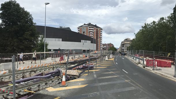 El puente de las Trianas se ampliará con las obras del tranvía