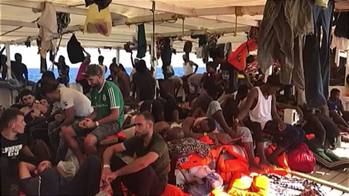 Migrantes rescatados a bordo del Open Arms. 