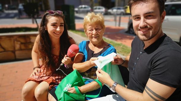 Felisa Berjillo, bordadora. Unai y Nagore. Fuente: EITB