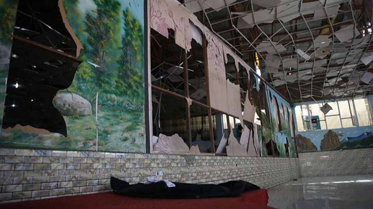 Sala de bodas después del atentado de Kabul (Afganistán).