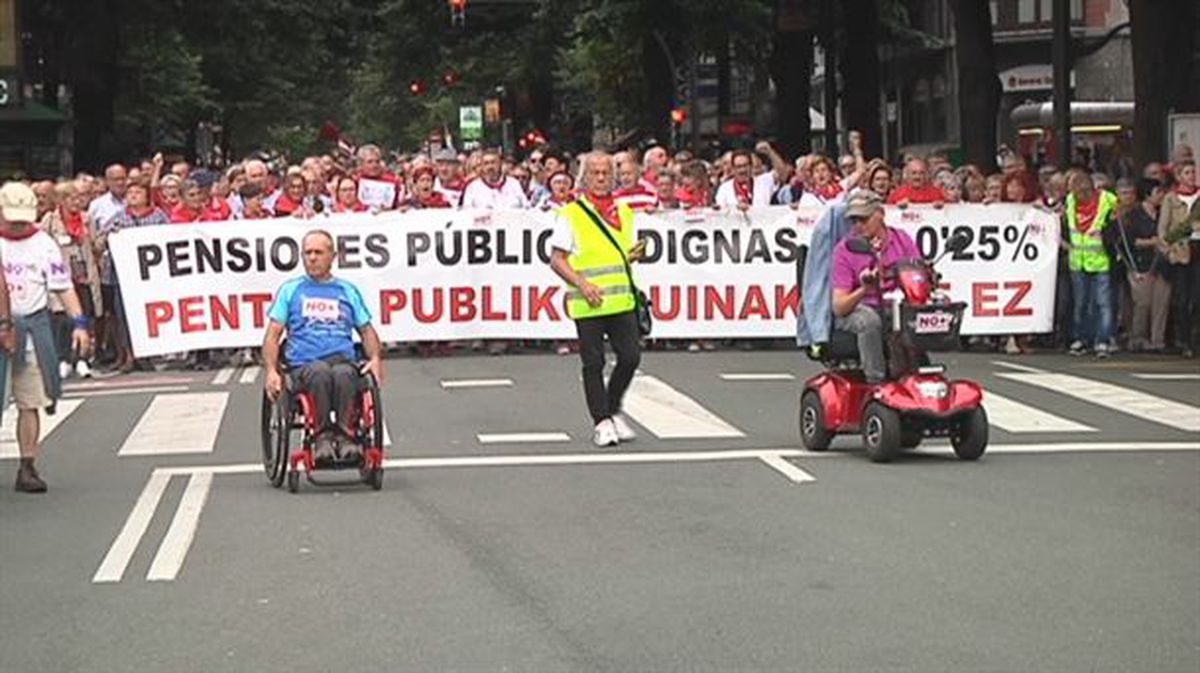Manifestación de los pensionistas en Bilbao, el 19 de agosto de 2019.